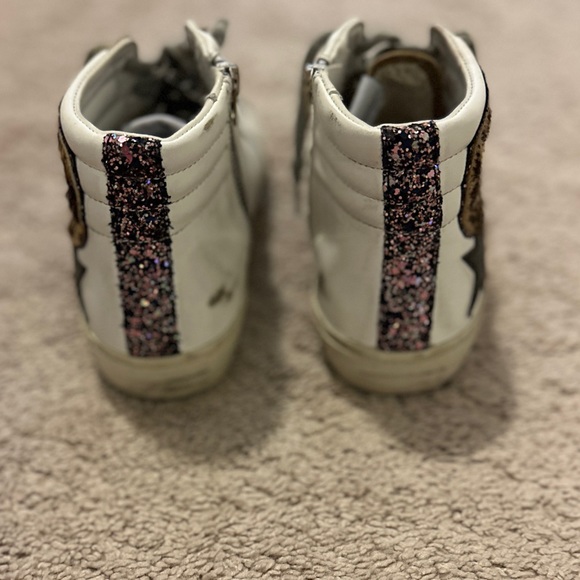 Golden Goose Sneakers - Picture 4 of 7